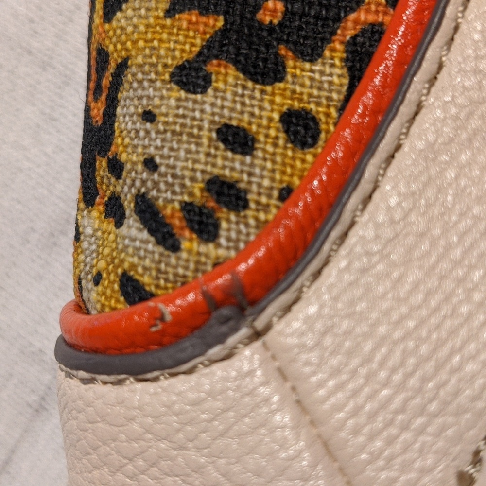 Jennifer Lopez Cheetah Shoulder Bag - Picture 10 of 11